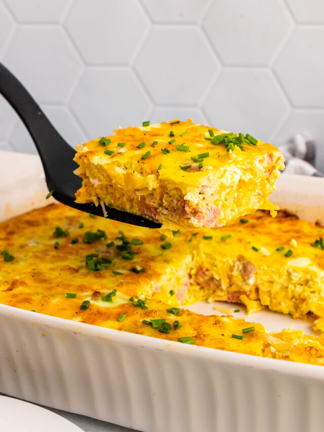 cropped-ham-and-cheese-breakfast-casserole-spatula-side.jpg